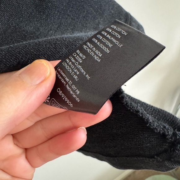 Pilcro Anthropologie Box-Pleated black gray Sweatshirt Top size XS - Picture 8 of 8